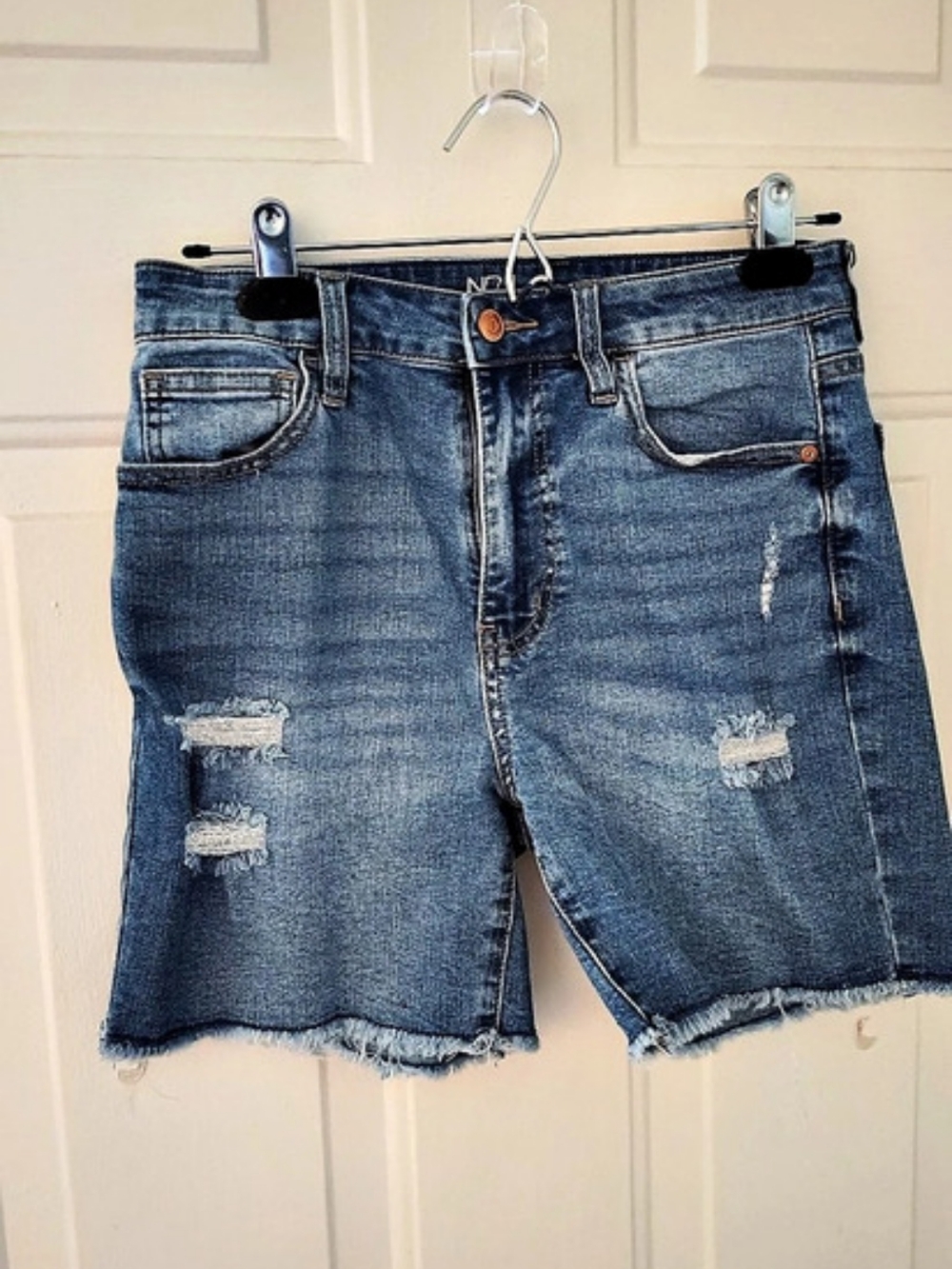 No Boundaries Jean Shorts in Blue Size 7